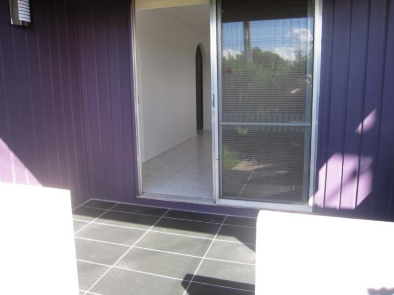 2 Hepworth Street, Arundel QLD 4214