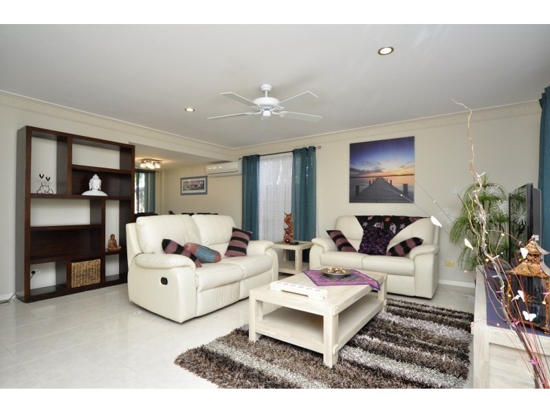 1/348 Oxley Drive, Coombabah QLD 4216