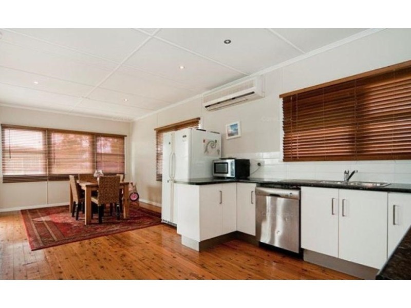 14 Kingsley Street, Labrador QLD 4215