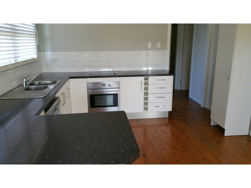 14 Kingsley Street, Labrador QLD 4215