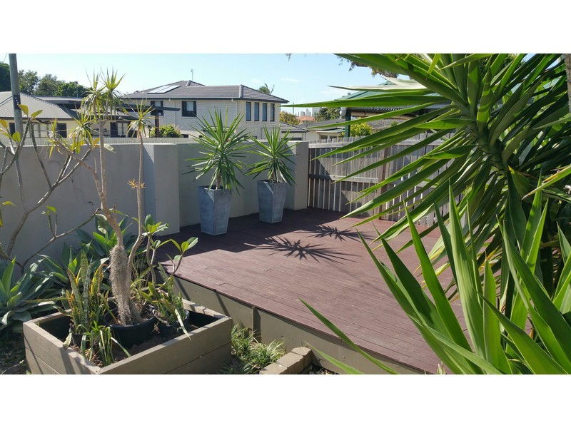 14 Kingsley Street, Labrador QLD 4215