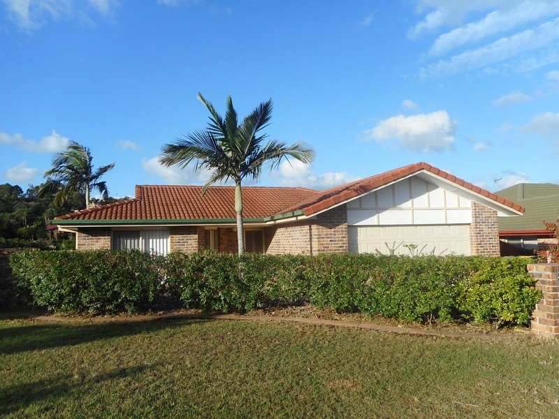 7 Howland Circuit, Pacific Pines QLD 4211