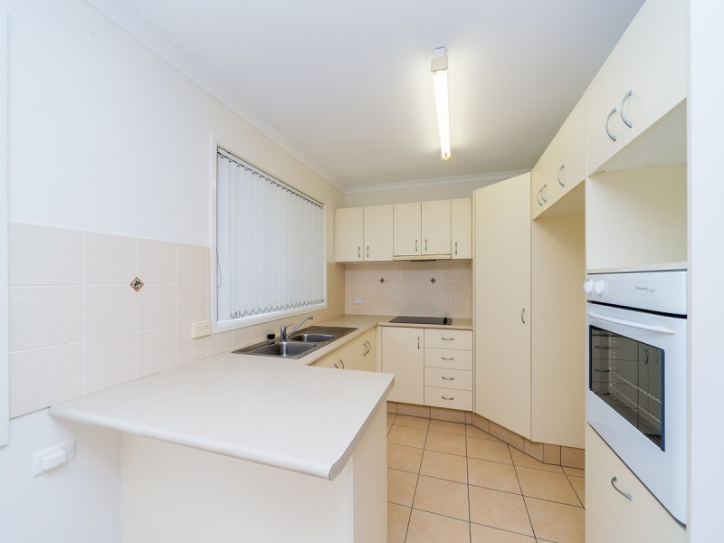 222 Bayview Street, Runaway Bay QLD 4216