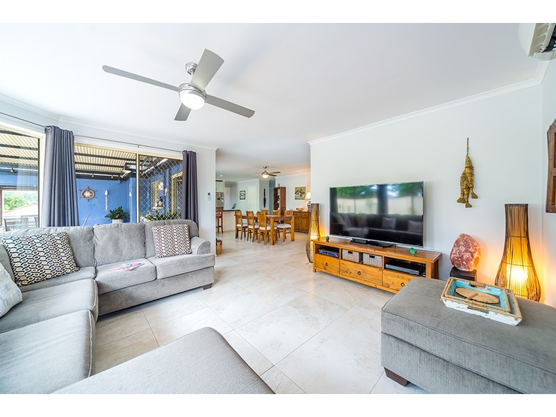 11 Ferricks Court, Upper Coomera QLD 4209