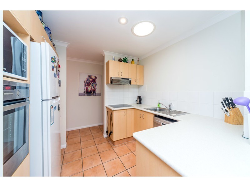 30 Tiger Drive, Arundel QLD 4214