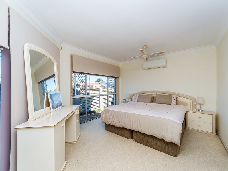 72 Lae Drive, Runaway Bay QLD 4216