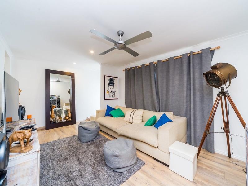 216 Bayview Street, Runaway Bay QLD 4216