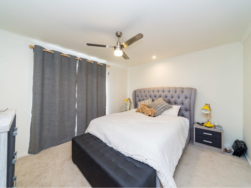 216 Bayview Street, Runaway Bay QLD 4216