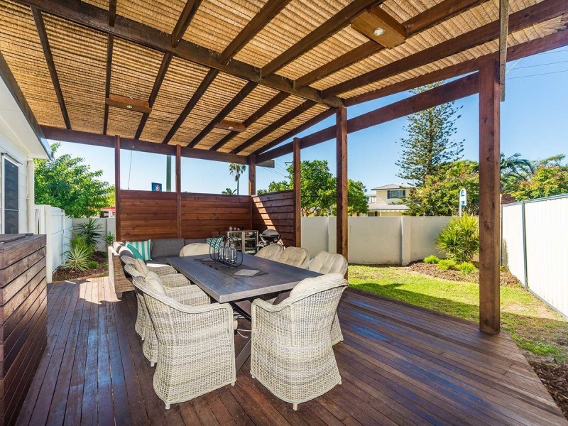 216 Bayview Street, Runaway Bay QLD 4216
