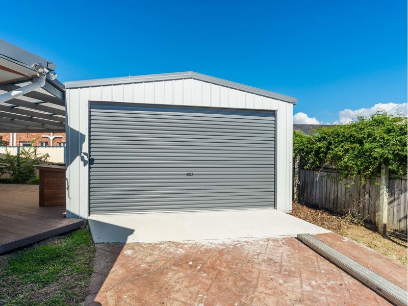 216 Bayview Street, Runaway Bay QLD 4216