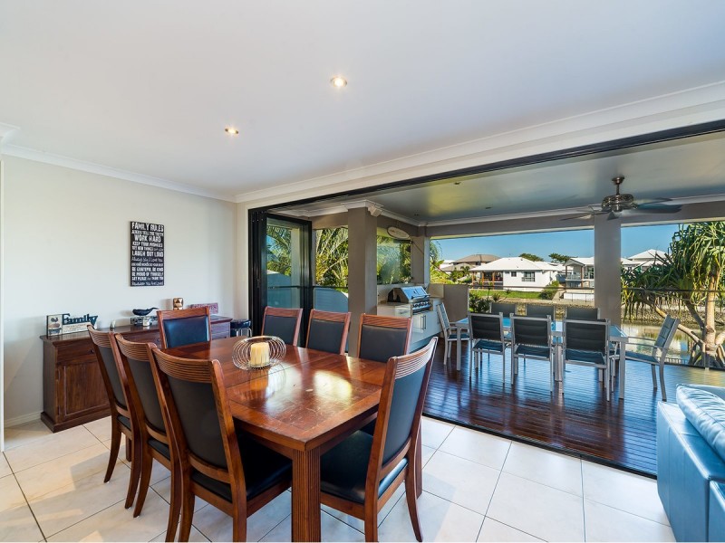 49 Southaven Drive, Helensvale QLD 4212