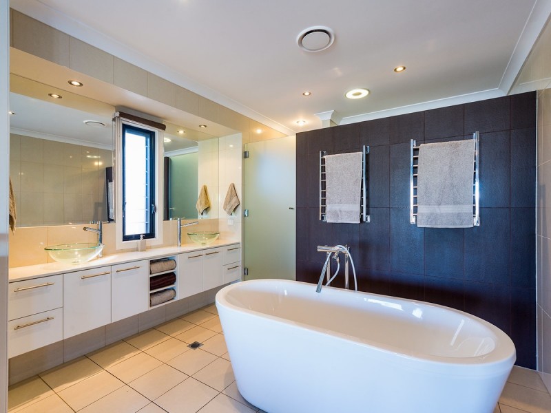 49 Southaven Drive, Helensvale QLD 4212