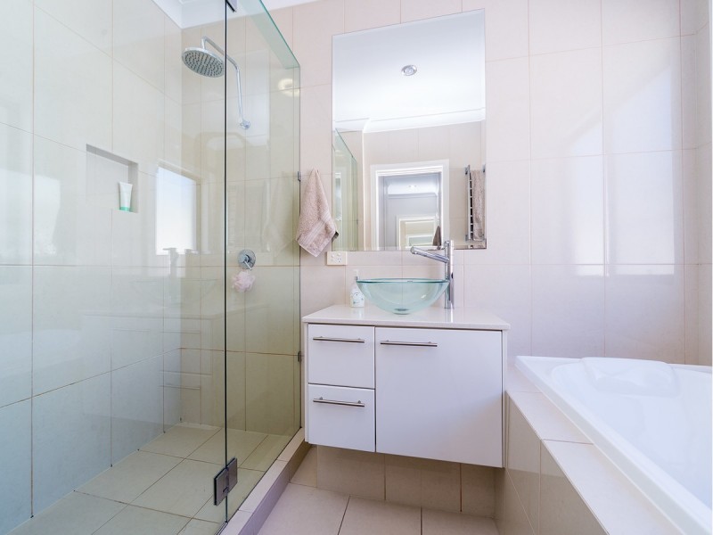 49 Southaven Drive, Helensvale QLD 4212