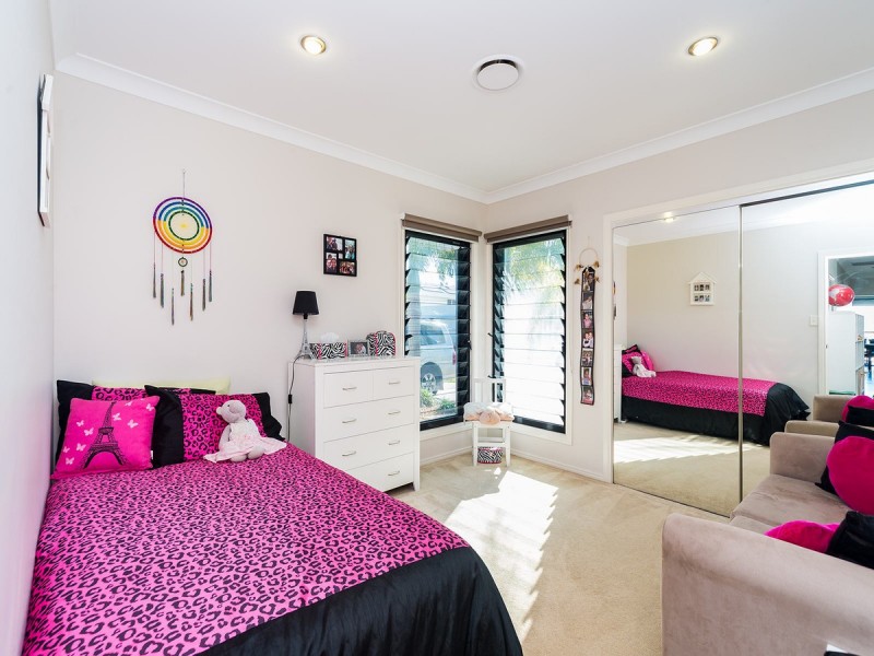 49 Southaven Drive, Helensvale QLD 4212