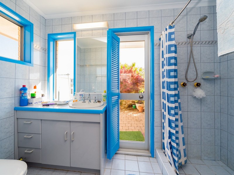 36 Lindsay Parade, Paradise Point QLD 4216