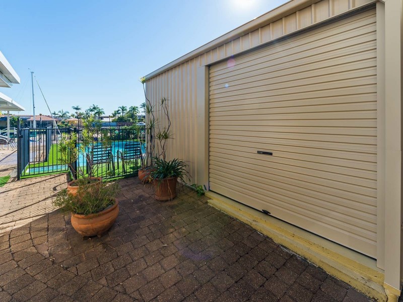36 Lindsay Parade, Paradise Point QLD 4216