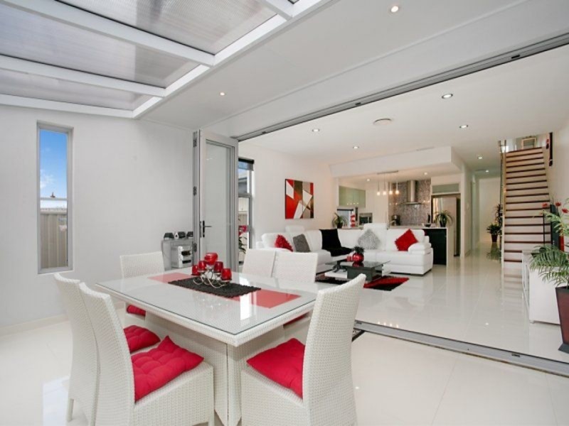 1/21 Scoter Avenue, Paradise Point QLD 4216