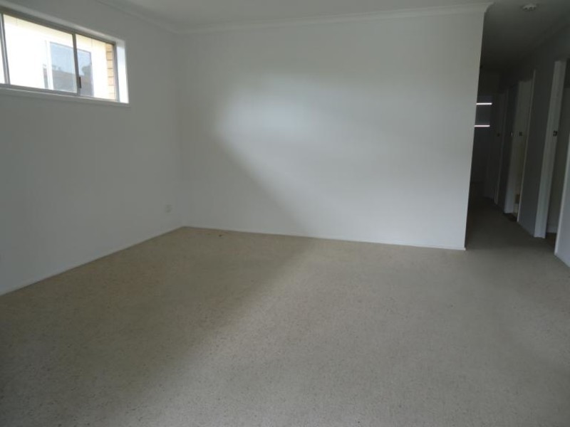33 Mungera Street, Runaway Bay QLD 4216