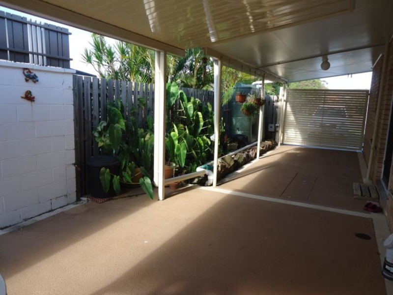 33 Mungera Street, Runaway Bay QLD 4216