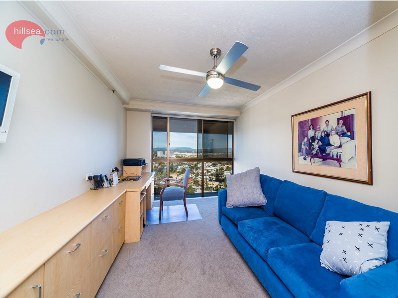 63/17 Bayview Street, Runaway Bay QLD 4216