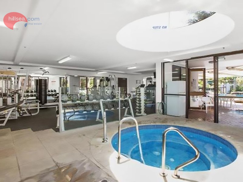 63/17 Bayview Street, Runaway Bay QLD 4216