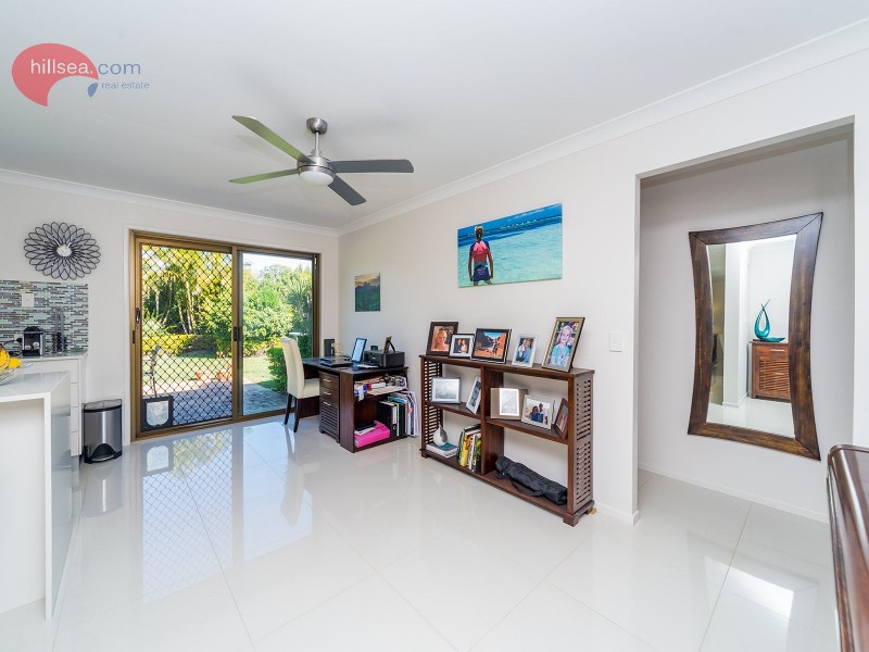 30 Tradewinds Avenue, Paradise Point QLD 4216