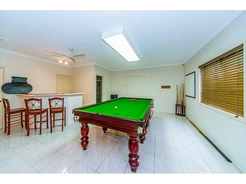 1/442 Pine Ridge Road, Coombabah QLD 4216
