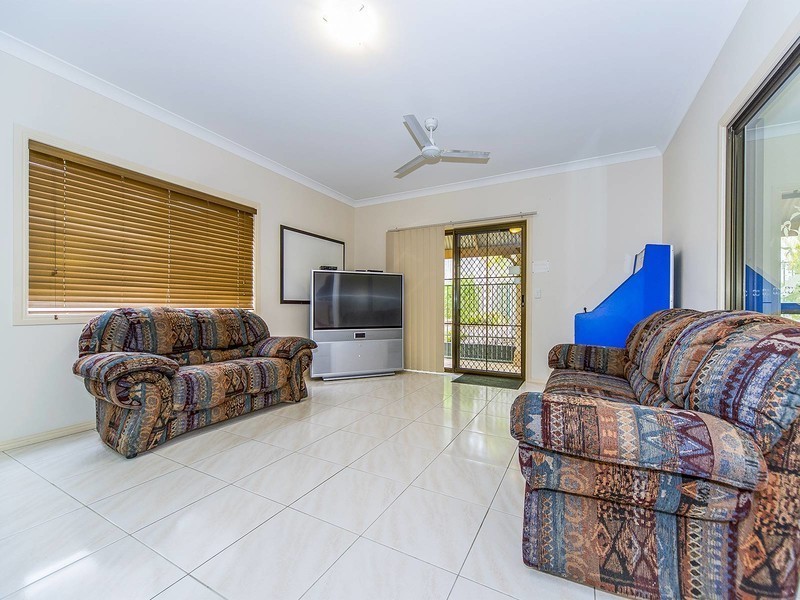 1/442 Pine Ridge Road, Coombabah QLD 4216