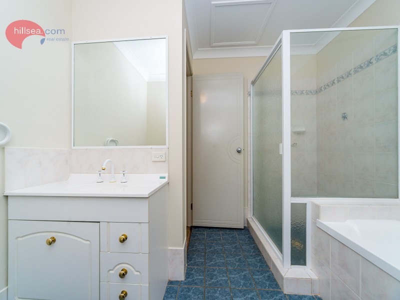 1/442 Pine Ridge Road, Coombabah QLD 4216