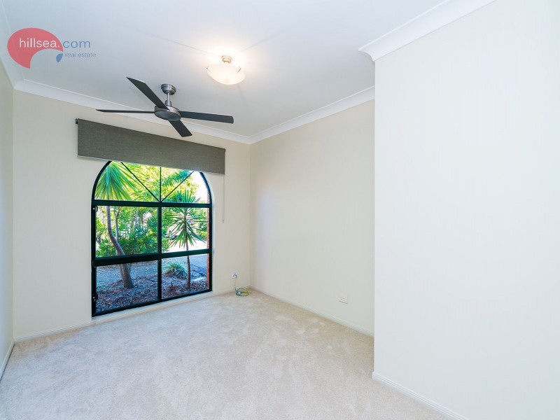 1/442 Pine Ridge Road, Coombabah QLD 4216