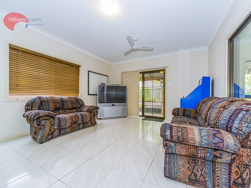1/442 Pine Ridge Road, Coombabah QLD 4216