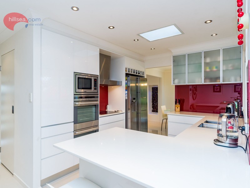 44 Poinsettia Avenue, Runaway Bay QLD 4216