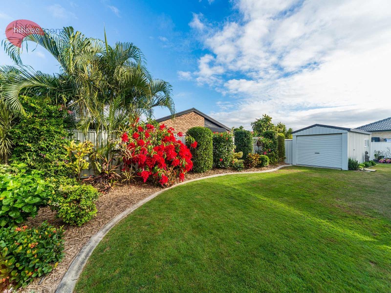 44 Poinsettia Avenue, Runaway Bay QLD 4216