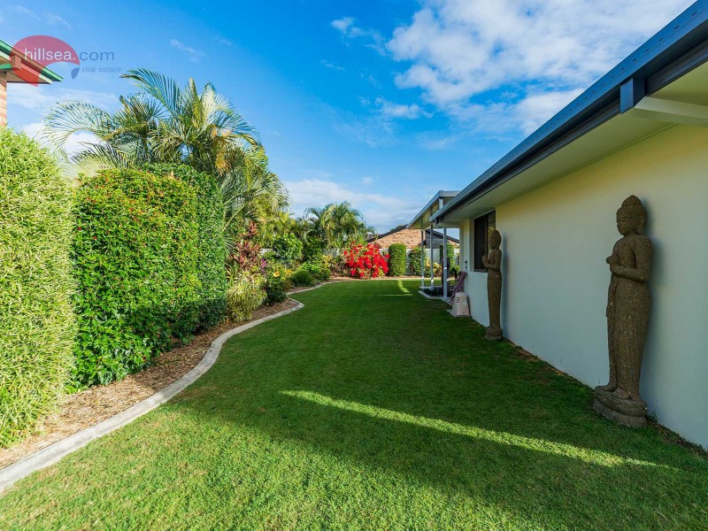 44 Poinsettia Avenue, Runaway Bay QLD 4216
