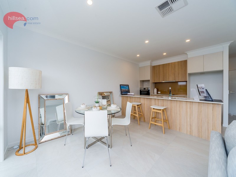30/156 Marina Quays Boulevard, Hope Island QLD 4212