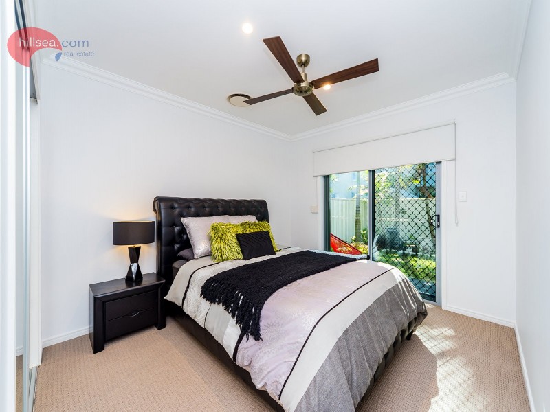 2/23 Broadwater Street, Runaway Bay QLD 4216