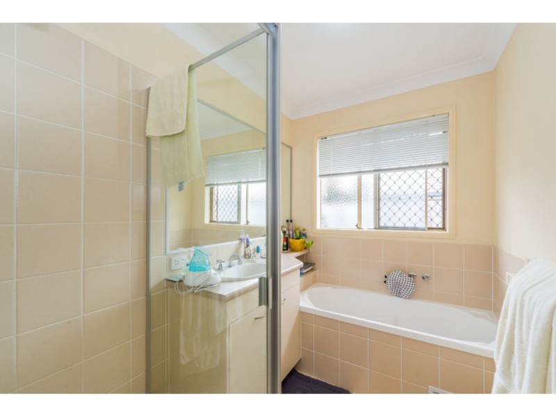 68 Bedivere Drive, Ormeau QLD 4208