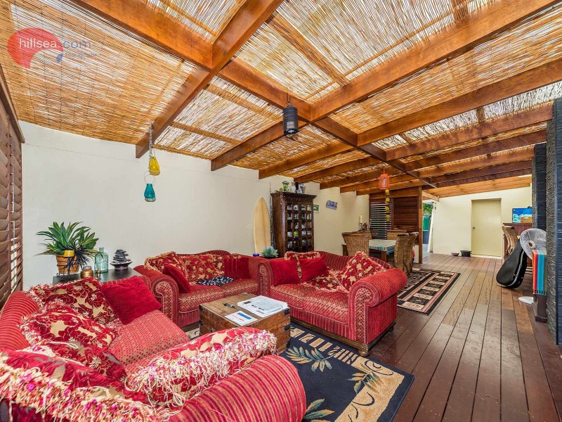 43 Ocean Street, Runaway Bay QLD 4216