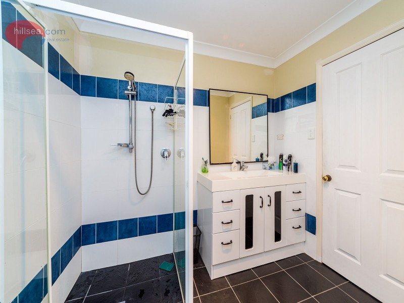 43 Ocean Street, Runaway Bay QLD 4216