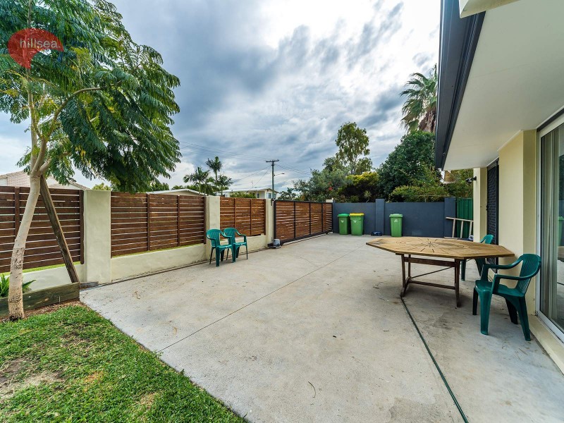 43 Ocean Street, Runaway Bay QLD 4216
