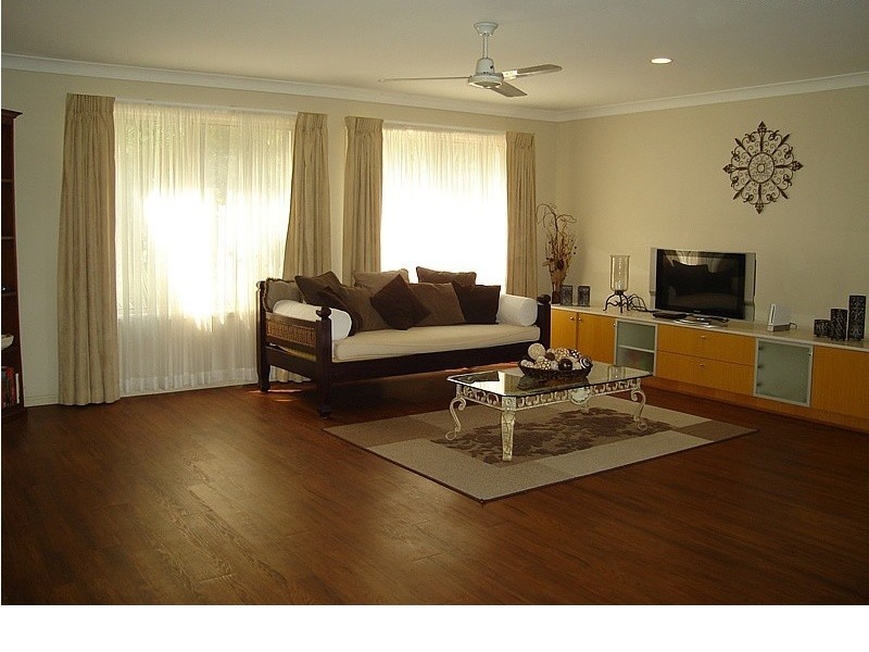4/21 Harley Street, Labrador QLD 4215