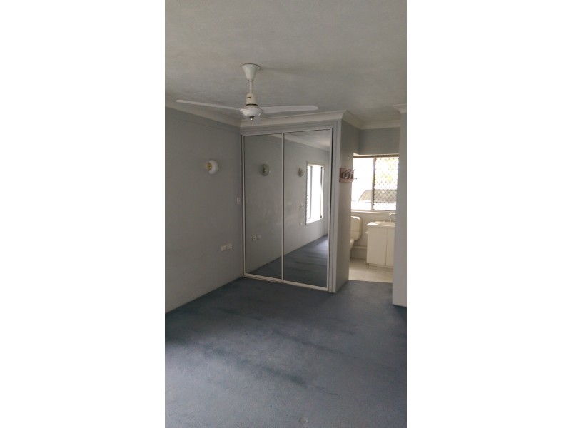 6 Verdichio Avenue, Mermaid Waters QLD 4218