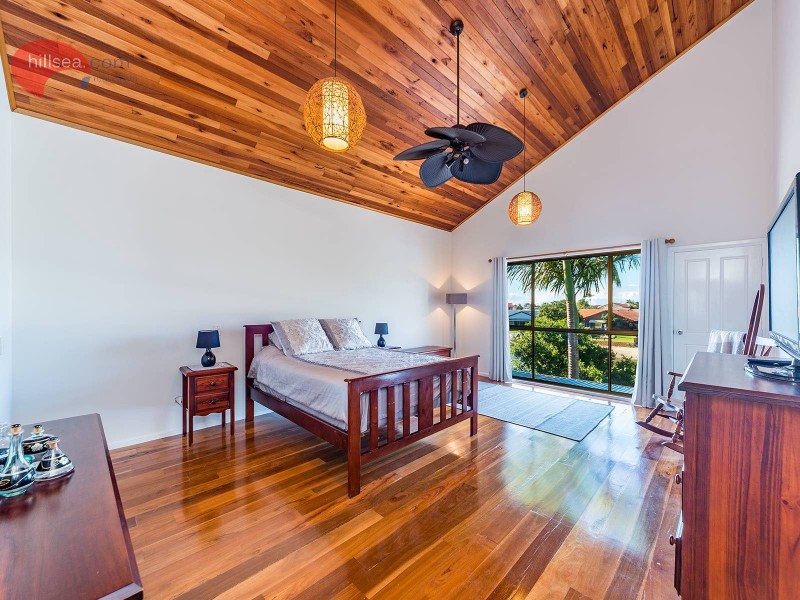 41 Camelot Crescent, Hollywell QLD 4216