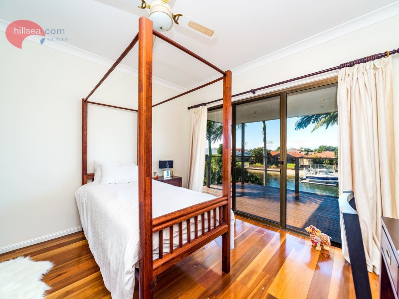 41 Camelot Crescent, Hollywell QLD 4216
