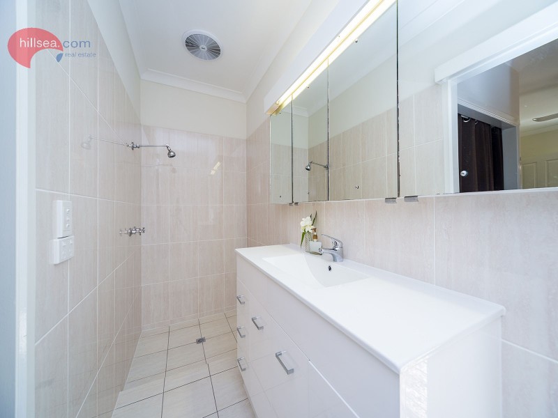 41 Camelot Crescent, Hollywell QLD 4216