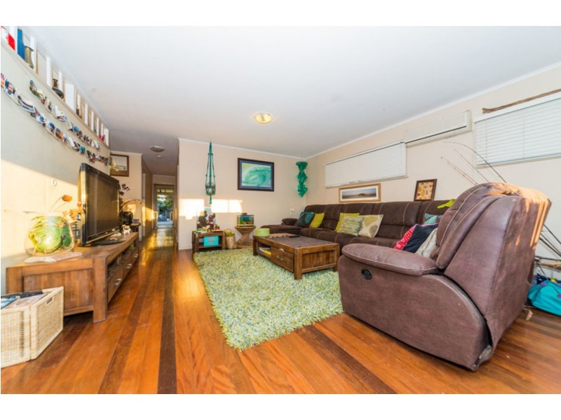 159 The Esplanade, Coombabah QLD 4216