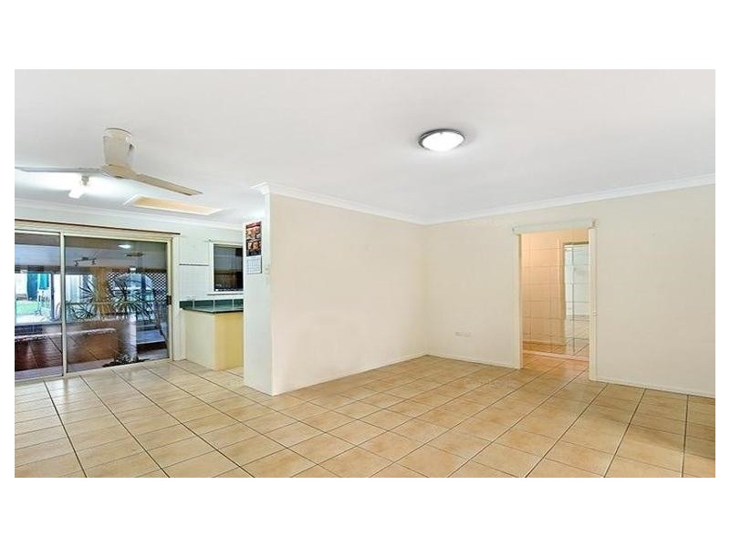 25 Lergessner Street, Biggera Waters QLD 4216