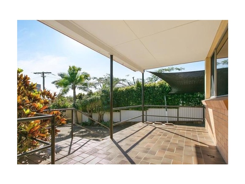 25 Lergessner Street, Biggera Waters QLD 4216