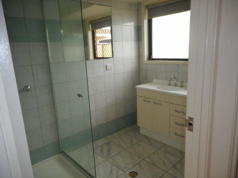 1/14 Elm Street, Labrador QLD 4215