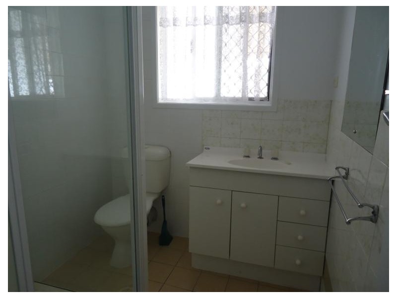 33 Mungera Street, Runaway Bay QLD 4216